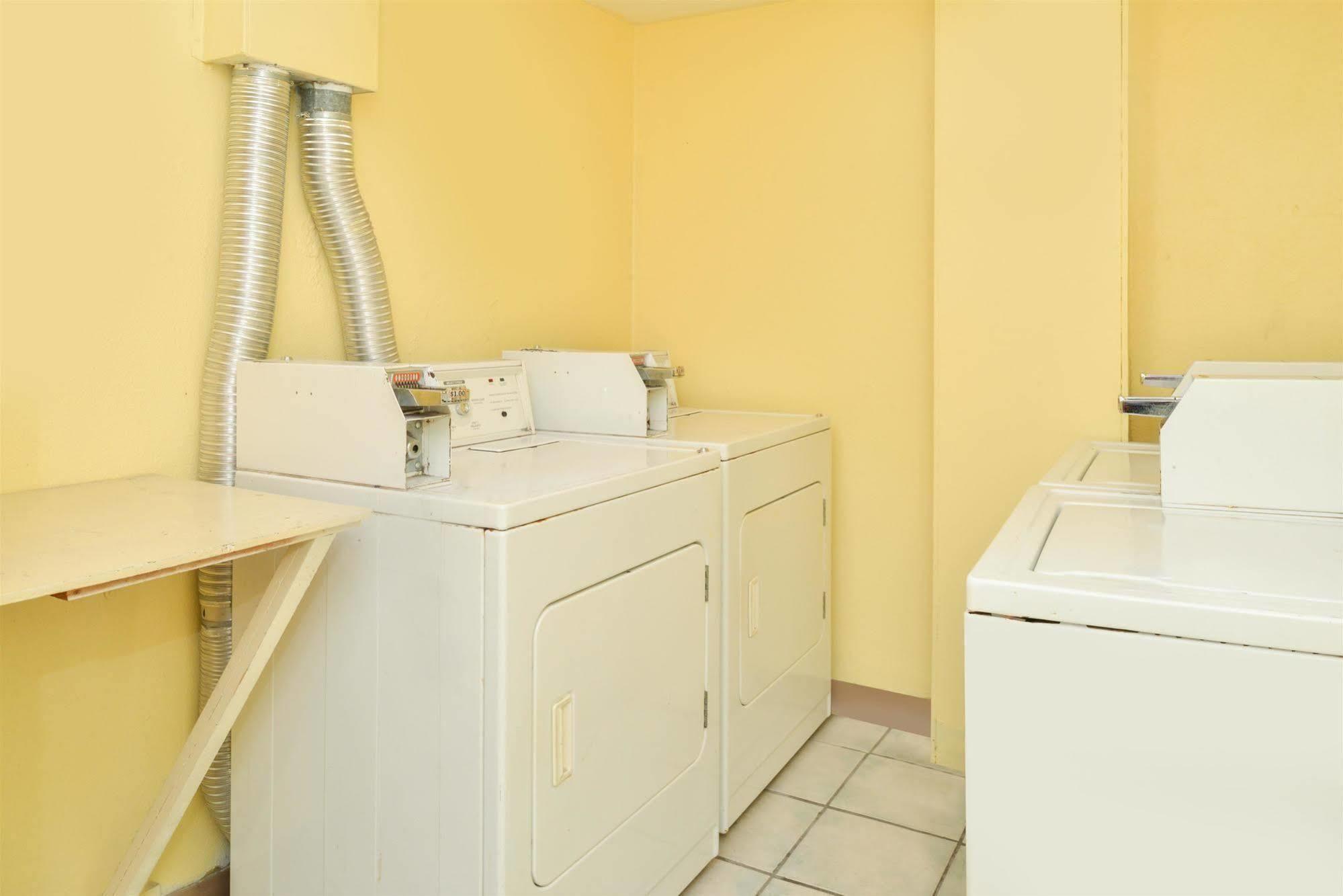 Americas Best Value Inn Sarasota Dış mekan fotoğraf